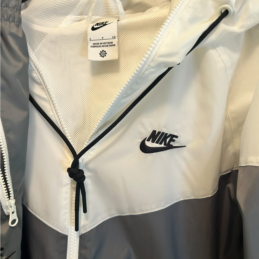 Nike Gray White Windbreaker Tracksuit Set Jacket Pants NEW - Picture 5 of 13